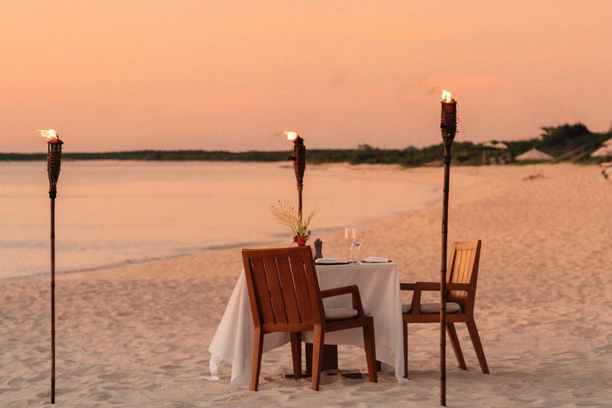 How to Plan the Ultimate Surprise Anniversary Dinner in Turks and Caicos: A Guide for the Romantics